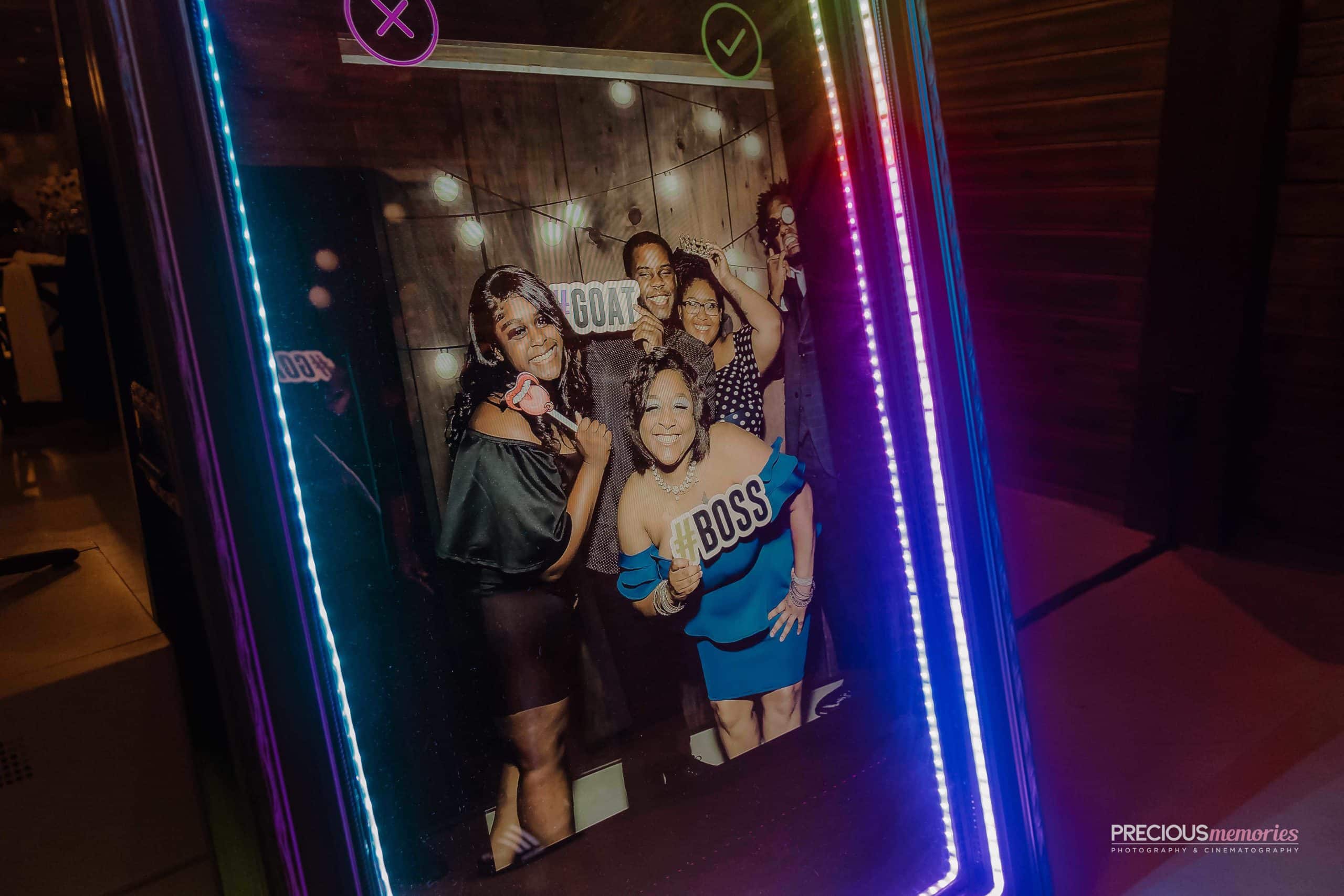 Selfie Mirror Hire In Dublin, Ireland Magic Mirror Photo Booth